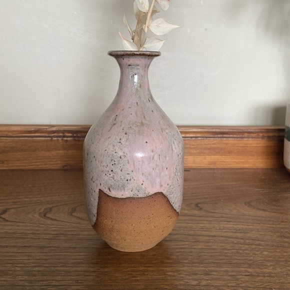 Studio Pottery Vase - Pink Wave Glaze - Singed - Stamped - Picture 2 of 6